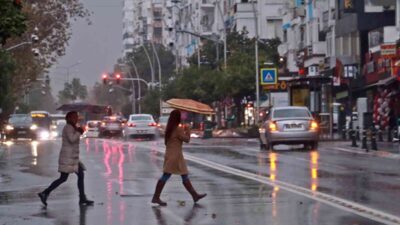 Meteoroloji Genel Müdürlüğü, aralarında İstanbul, İzmir ve Antalya’nın da bulunduğu