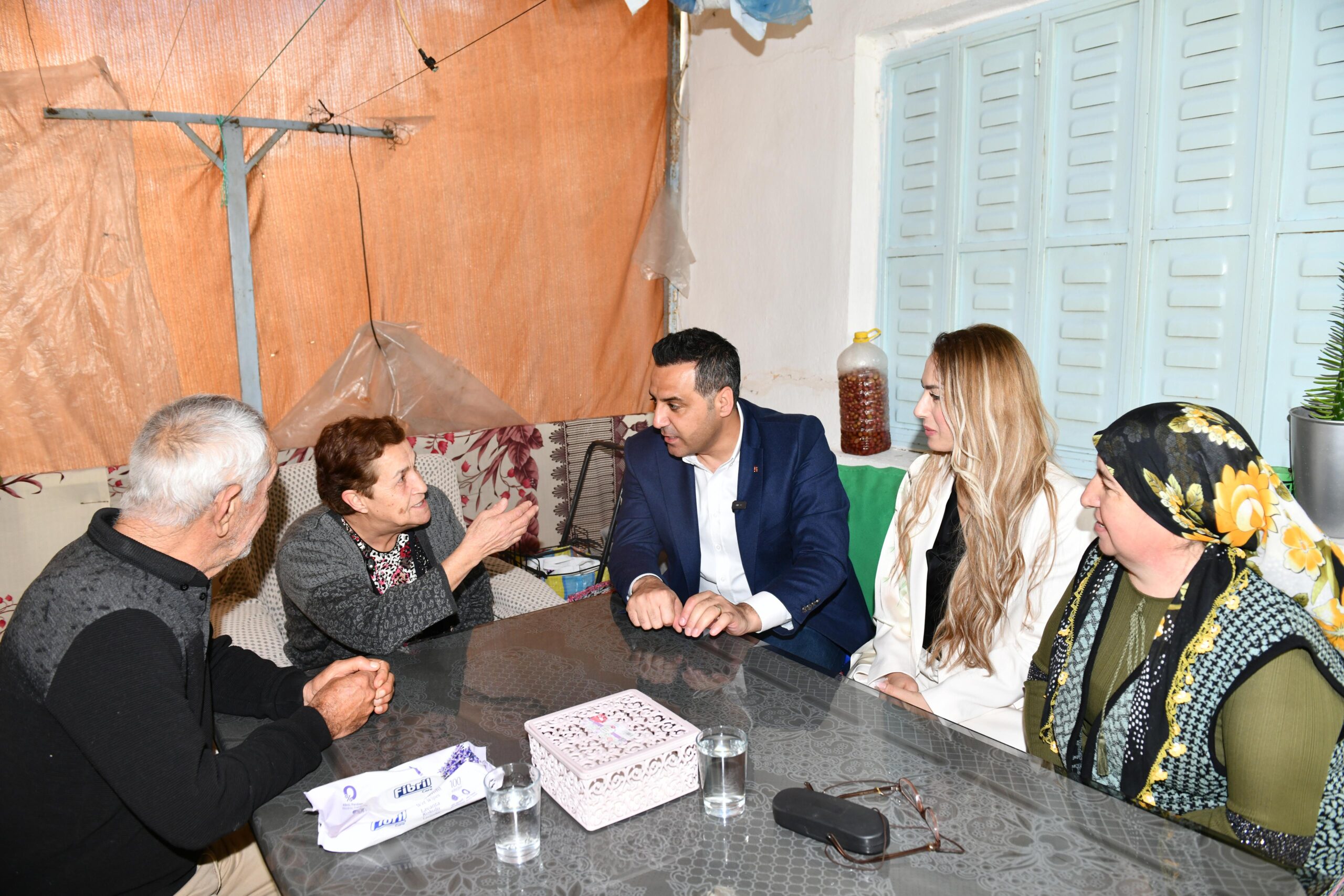 Çiğli Belediyesi Evde Kişisel Bakım Hizmetleri ekiplerinin neşesi, güler yüzü