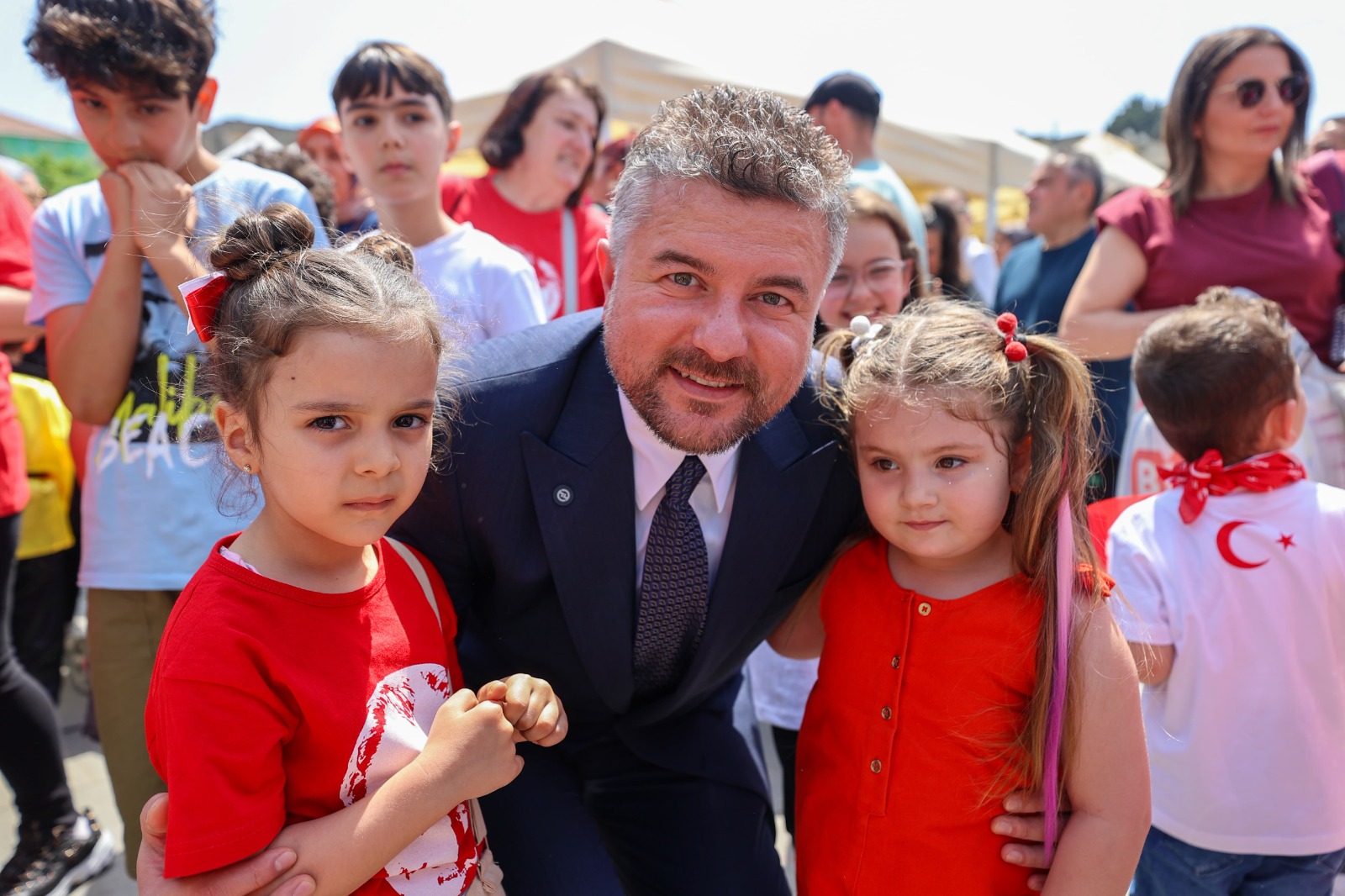 Buca’da, 23 Nisan Ulusal Egemenlik ve Çocuk Bayramı’nın 105. yılı