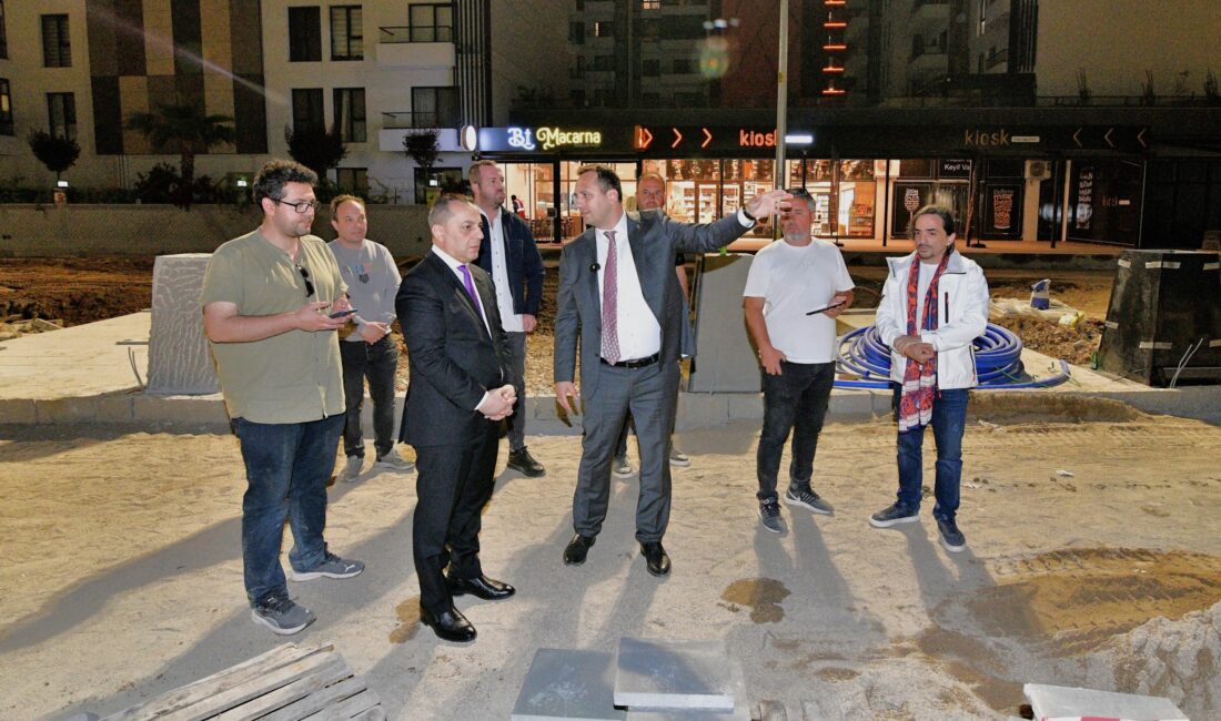 18 Türk devletinin kurucuları ve tarihi figürler, Bornova’da kurulan meydanda