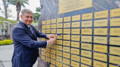 İzmir Büyükşehir Belediye Başkanı Dr. Cemil Tugay, Marble İzmir Fuarı’nın