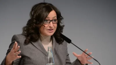 Berlin'in eski sağlık senatörü Dilek Kalaycı, düğün masraflarını karşılayan ajansa