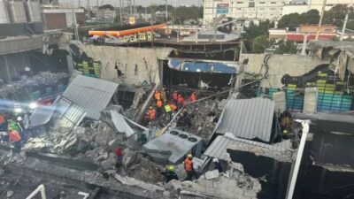 Başkent Santo Domingo'daki "Jet Set" gece kulübünün çatısı aniden çöktü.