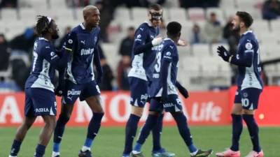 Fenerbahçe, Süper Lig'in 31. haftasında deplasmanda karşılaştığı Sivasspor'u 3-1 mağlup