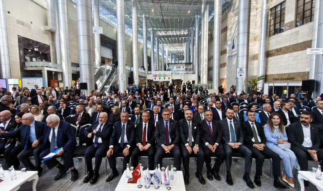 İzmir Büyükşehir Belediye Başkanı Cemil Tugay, 30. Marble İzmir Uluslararası