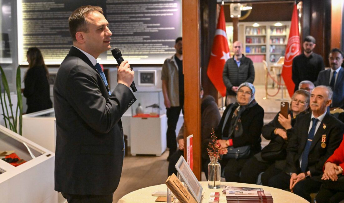 Büyük Önder Mustafa Kemal Atatürk’ün 9 Eylül 1922 öncesi İzmir’e