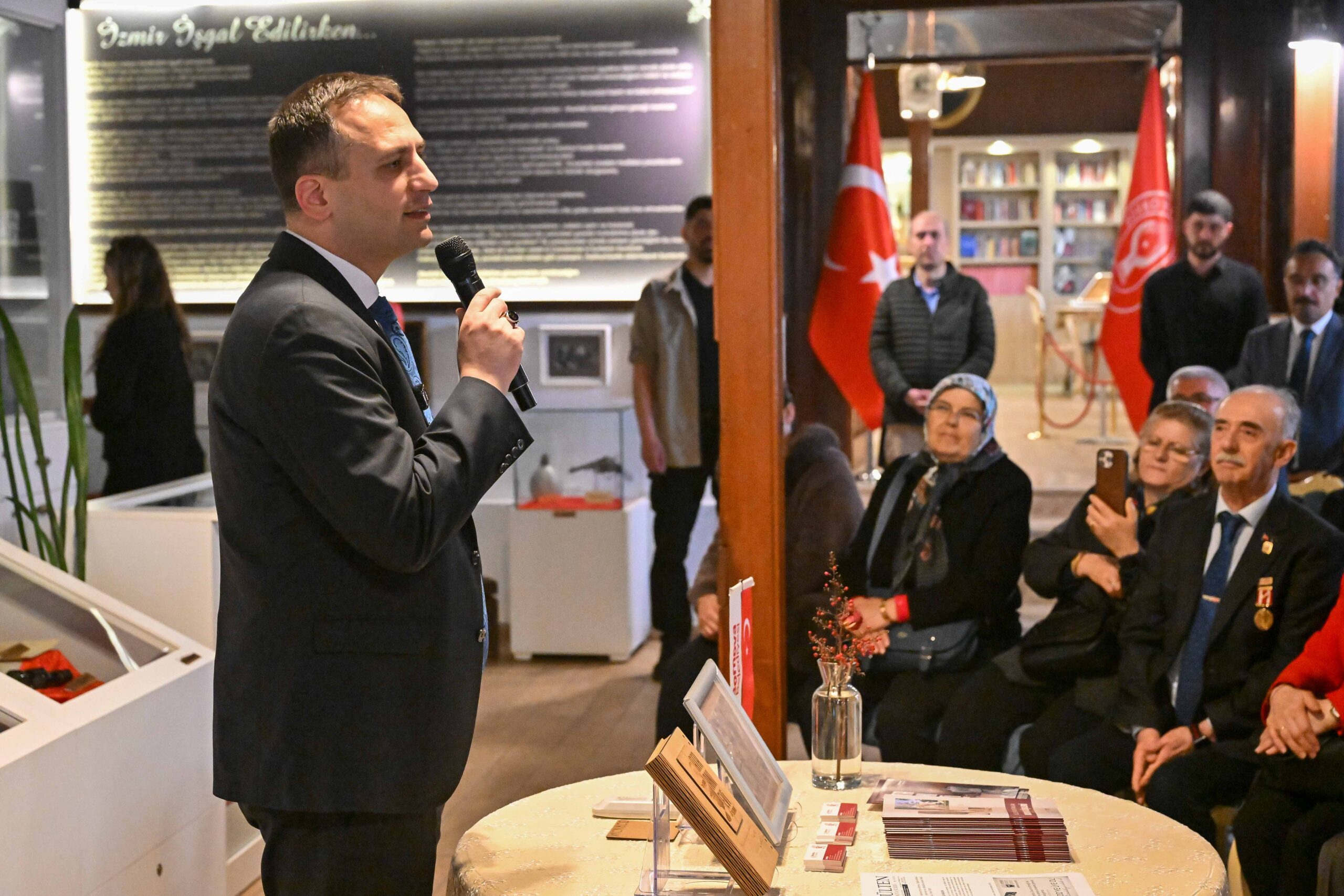 Büyük Önder Mustafa Kemal Atatürk’ün 9 Eylül 1922 öncesi İzmir’e
