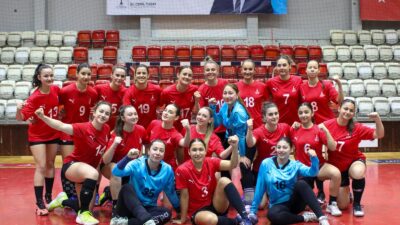 9 kentten toplam 16 takımın mücadele edeceği Türkiye Kupası’nda İzmir