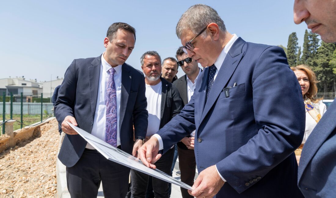 İzmir Büyükşehir Belediye Başkanı Dr. Cemil Tugay, göreve geldiği günden