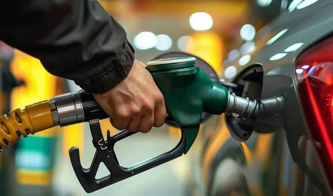 Küresel petrol fiyatlarındaki tarihi düşüş, Türk tüketicilere müjde getiriyor. Çarşamba