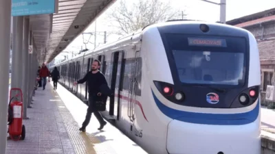 Resmi Gazete'de yayımlanan Cumhurbaşkanı kararına göre, 1 Mayıs Emek ve