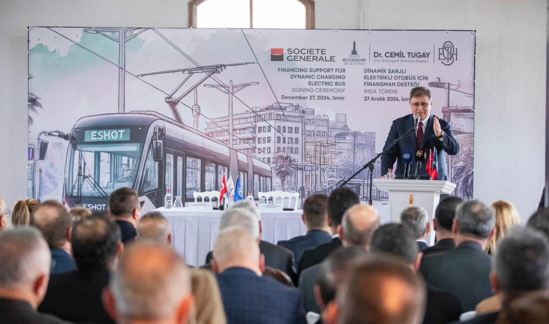 İzmir'de nostaljik bir dönem yeniden başlıyor. Büyükşehir Belediye Başkanı Cemil