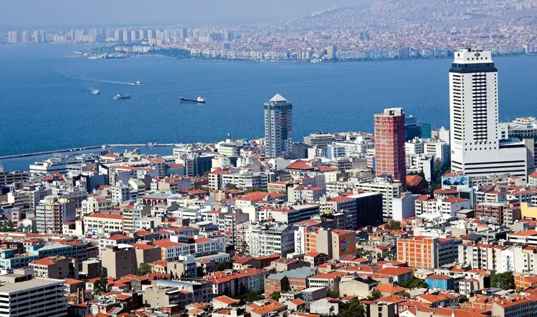 Marmara'daki 6.2'lik depremin ardından Prof. Dr. Naci Görür İzmir'deki tehlikeye