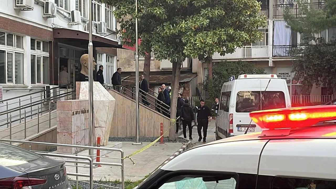 İzmir'in Kemalpaşa ilçesinde iptal edilen Gülşen konserinde kamu kaynaklarının usulsüz