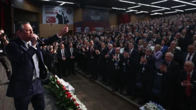 CHP'nin 21. Olağanüstü Kurultayı'nda Parti Meclisi ve Yüksek Disiplin Kurulu