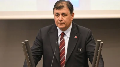 İzmir Büyükşehir Belediyesi, İzmir Ticaret Odası ve İzmir Ekonomi Üniversitesi
