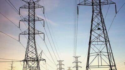 İspanya, Portekiz, Fransa ve Belçika'da geniş çaplı elektrik kesintileri yaşanıyor.