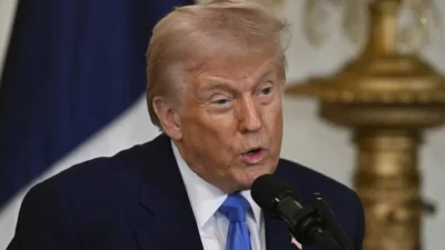 ABD Başkanı Donald Trump, Çin'in misillemesine sert yanıt verdi. Gümrük