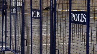 İstanbul Valisi Davut Gül, CHP İstanbul İl Başkanlığı tarafından düzenlenen