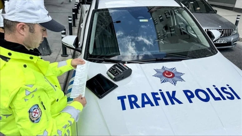 Trafik kazalarındaki artış, hükümeti yeni tedbirler almaya yöneltti. Hazırlanan yeni