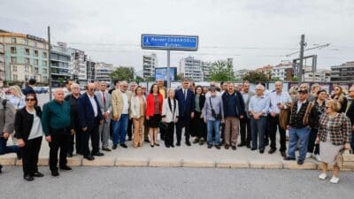 İzmir Büyükşehir Belediye Meclisi’nin kararıyla, Karşıyaka’daki bir cadde ve bir