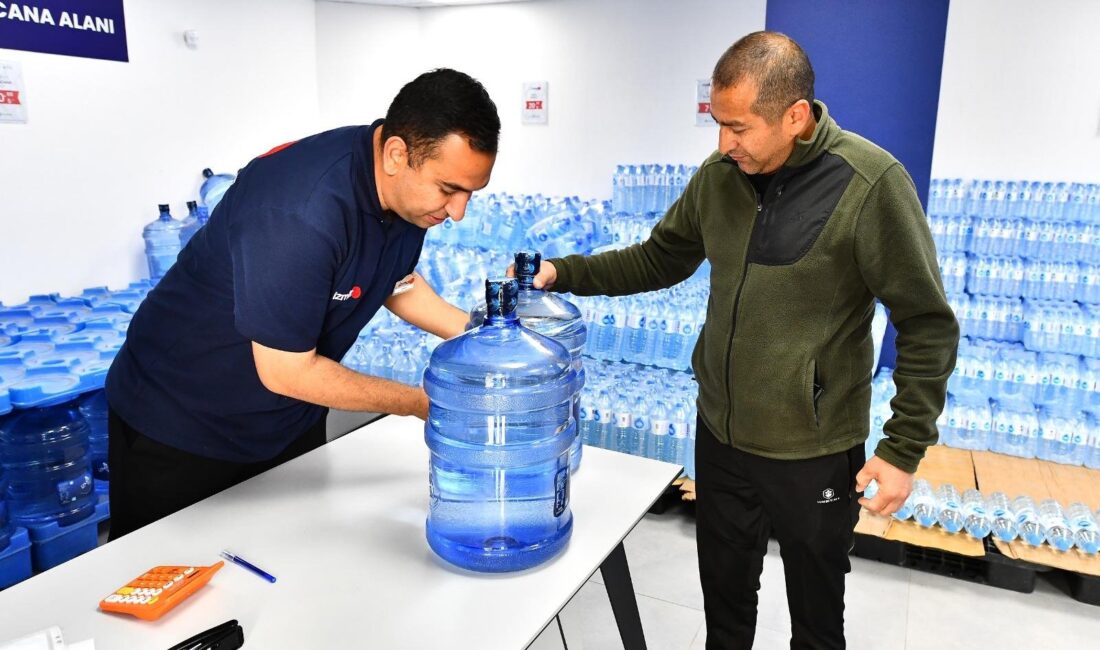 İzmirlileri güvenli alışverişle buluşturmak için hizmete başlayan İZMAR mağazaları, Gel