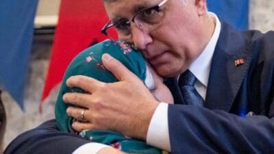 İzmir Büyükşehir Belediye Başkanı Dr. Cemil Tugay, Anneler Günü nedeniyle