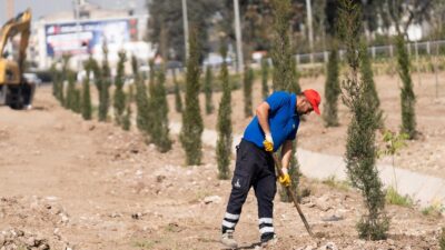İzmir Büyükşehir Belediyesi, trafikte karbon salımının önüne geçmek ve kesintisiz