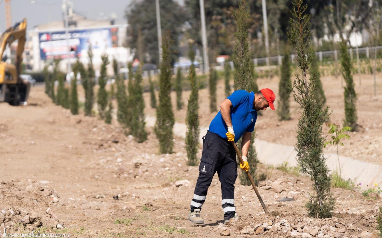İzmir Büyükşehir Belediyesi, trafikte karbon salımının önüne geçmek ve kesintisiz