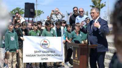 İzmir'in işgalinin başladığı 15 Mayıs 1919 tarihinde ilk kurşunu atarak