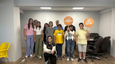 İzmir Çocuk Meclisi’nin komisyonları, mayıs ayında 7’nci toplantısını gerçekleştirdi. Her