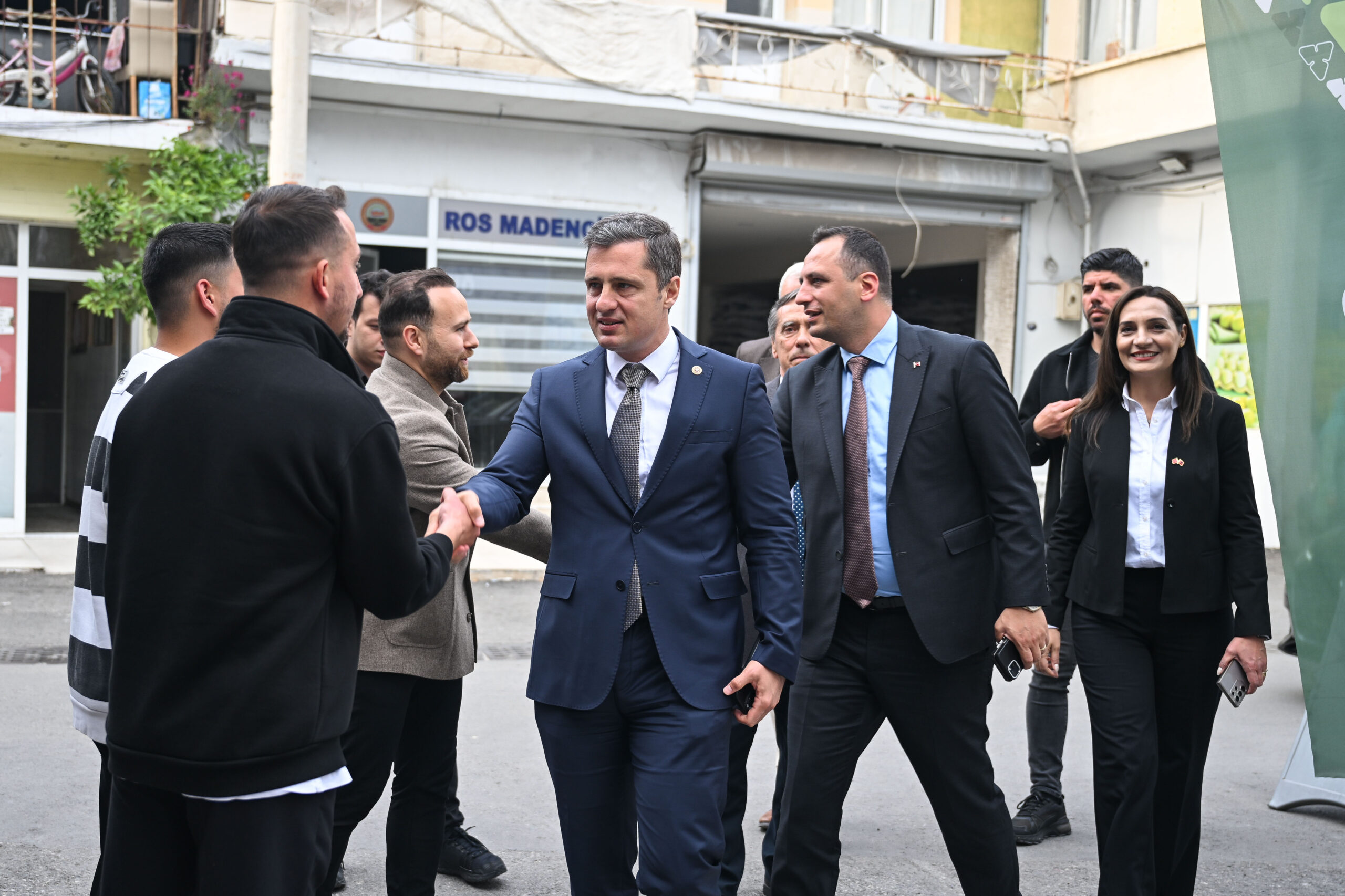 CHP Genel Başkan Yardımcısı ve Parti Sözcüsü Deniz Yücel ve Başkan Ömer Eşki