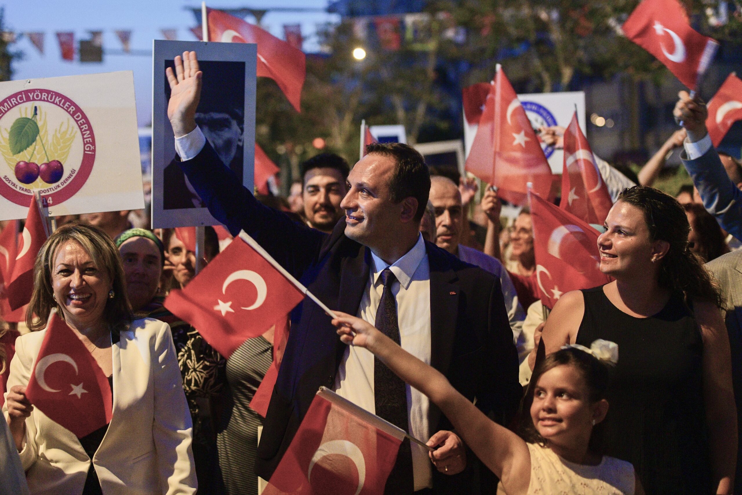 Bornova Belediyesi, 19 Mayıs Atatürk’ü Anma, Gençlik ve Spor Bayramı’nı