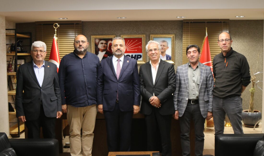 CHP Karabağlar İlçe Yönetimi ve CHP Bayraklı İlçe Yönetimi, CHP