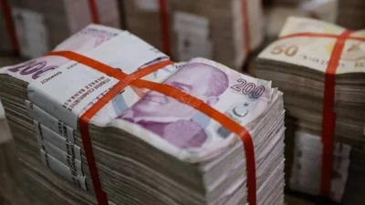 Ekonomi yönetimi, Türk lirasına geçişi desteklemek amacıyla yeni adımları devreye