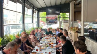 İzmir’de yaşayan Kütahyalılar, hemşerilerinin sorunlarını çözmek ve yeni projeler oluşturmak