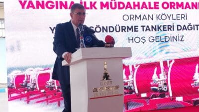 İzmir, olası yangın felaketlerine karşı güçlendiriliyor. Büyükşehir Belediye Başkanı Cemil