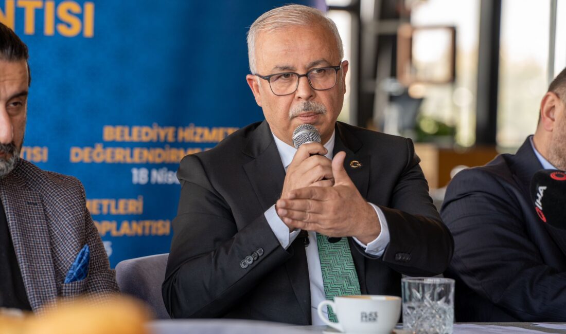 AK Parti Karşıyaka İlçe Başkanı Selahattin Köse, Behice Yıldız Ünsal’ın