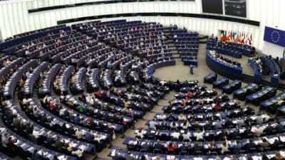 Avrupa Parlamentosu, Türkiye'nin AB üyelik müzakerelerinin kalıcı olarak dondurulmasını öngören