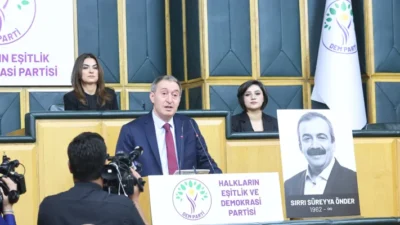 DEM Parti Eş Genel Başkanı Tuncer Bakırhan, PKK'nın silah bırakma
