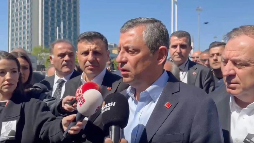 Özgür Özel Bir Cumhuriyet Şarkısı
