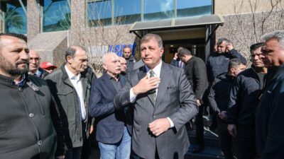 Başkan Tugay, DİSK temsilcileriyle bir araya geldi: "İyi niyetle sorunları