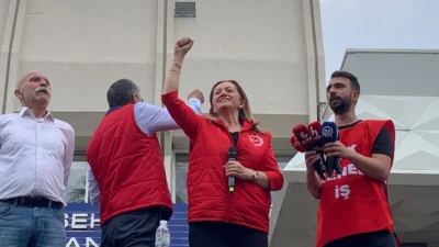 İzmir Büyükşehir Belediyesi'ne bağlı şirketlerde çalışan 23 bin işçinin grevi