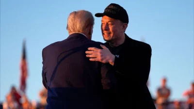 Tesla CEO’su Elon Musk, Donald Trump tarafından verilen Hükümet Verimliliği