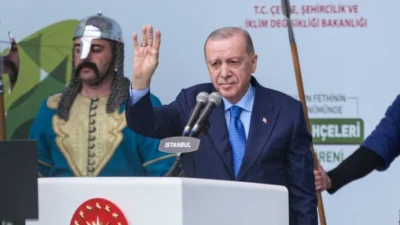 Cumhurbaşkanı Recep Tayyip Erdoğan, İstanbul'un fethinin 572'nci yıldönümünde düzenlenen Millet