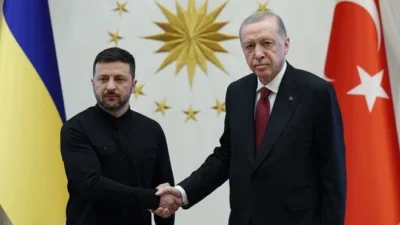 Ukrayna Devlet Başkanı Zelenski, Ankara'da Cumhurbaşkanı Erdoğan ile bir araya