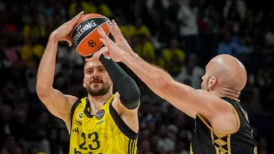 Fenerbahçe Beko, Avrupa basketbolunun zirvesi EuroLeague’de şampiyon oldu.

