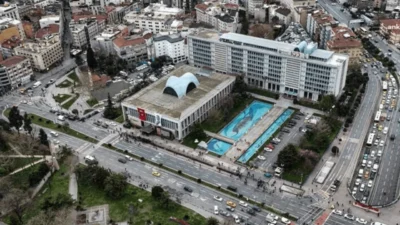 İstanbul Büyükşehir Belediyesi’ne yönelik yürütülen 5. dalga soruşturmasında gözaltına alınan