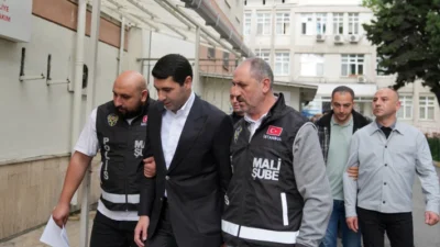 İstanbul'da 47 kişi hakkında gözaltı kararı çıkarılan dört ayrı yolsuzluk