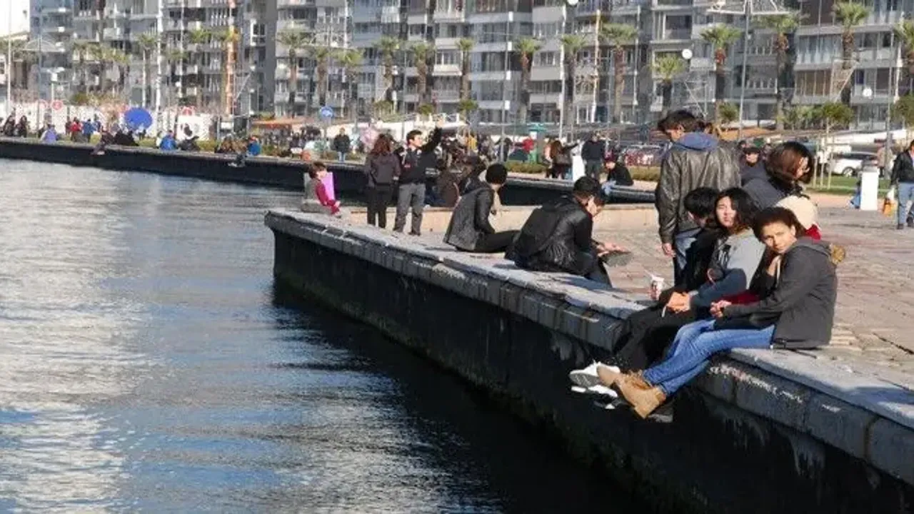 Hafta sonu İzmir'de güneşli hava hâkim olacak ancak pazar günü